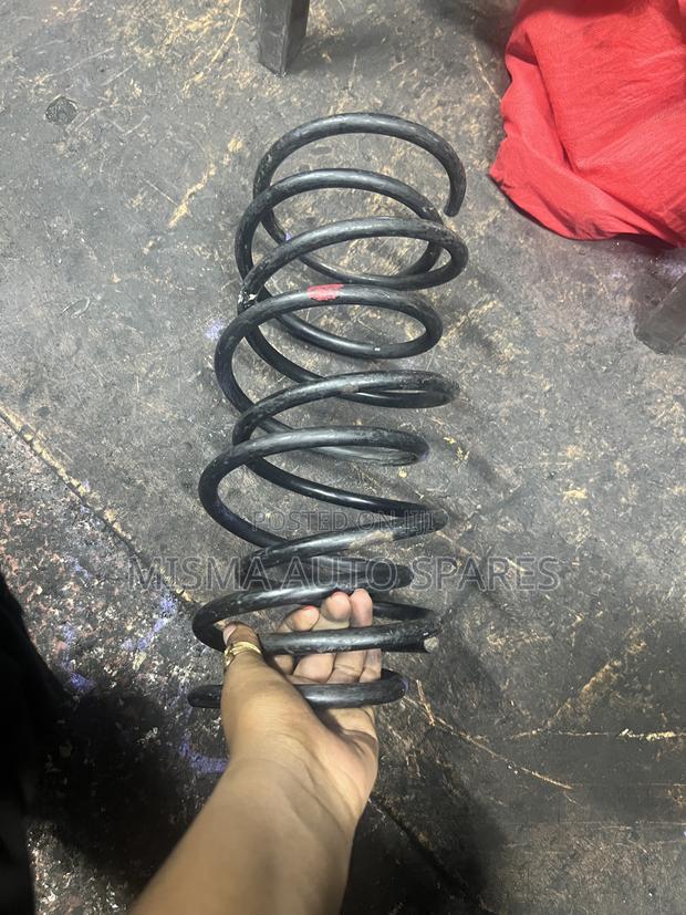 Front Coil Springs Toyota Sienta - thumbnail 2
