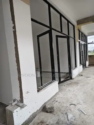 Modern Office Partitioning Services | Glass Aluminium Partition