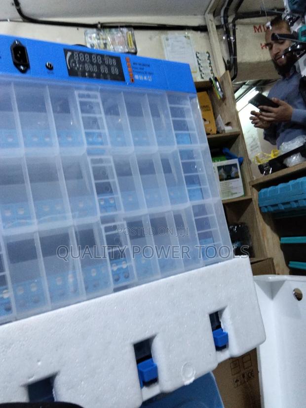 256-Egg Fully Automated Incubator