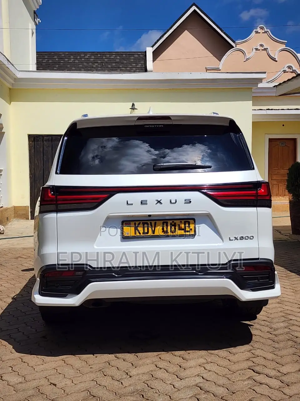 Lexus LX 2023 White