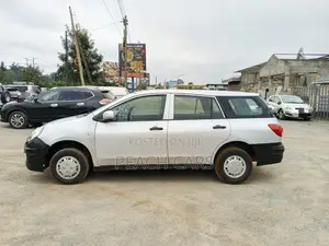 Nissan Advan 2013 Silver