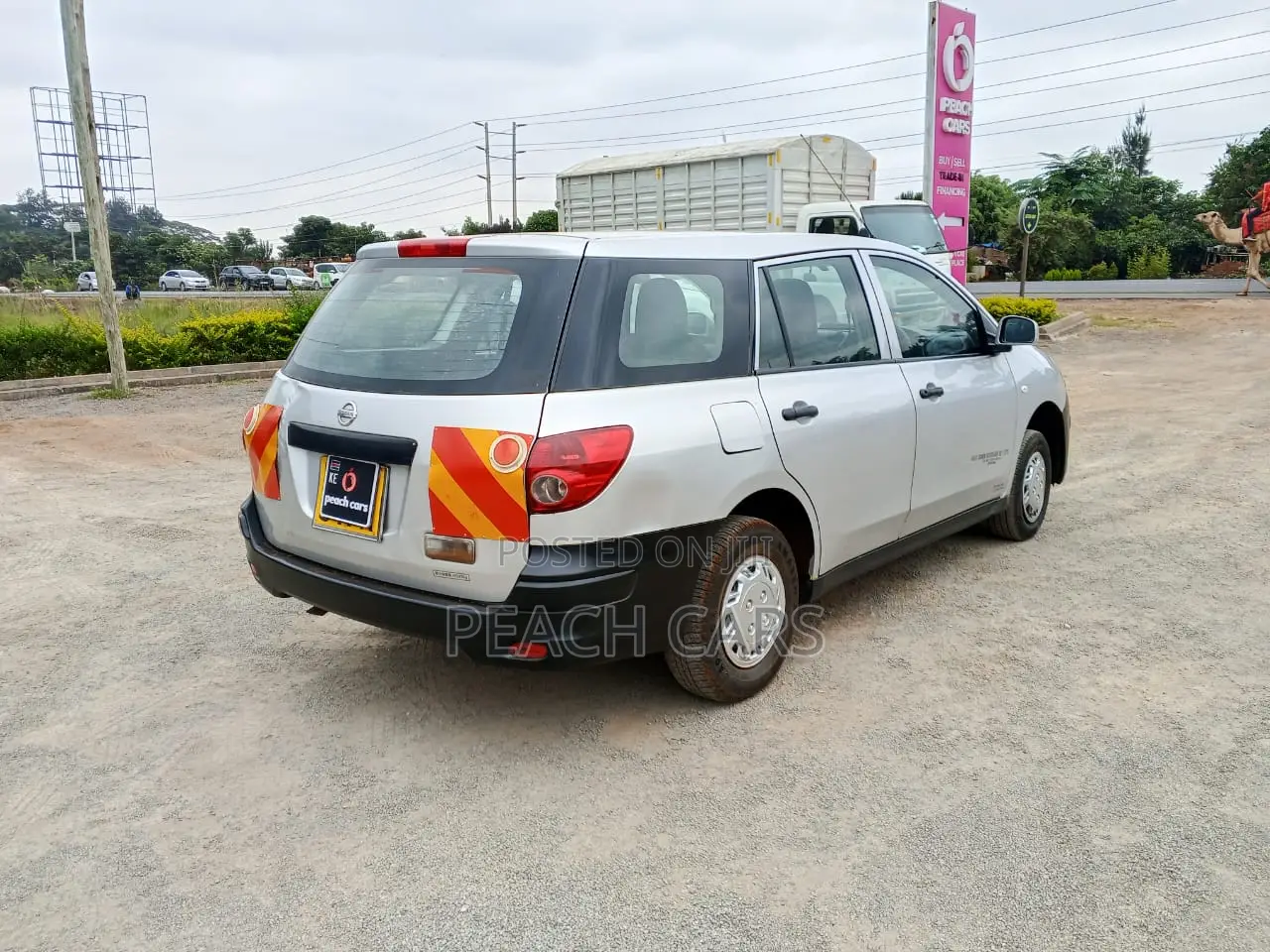 Nissan Advan 2013 Silver