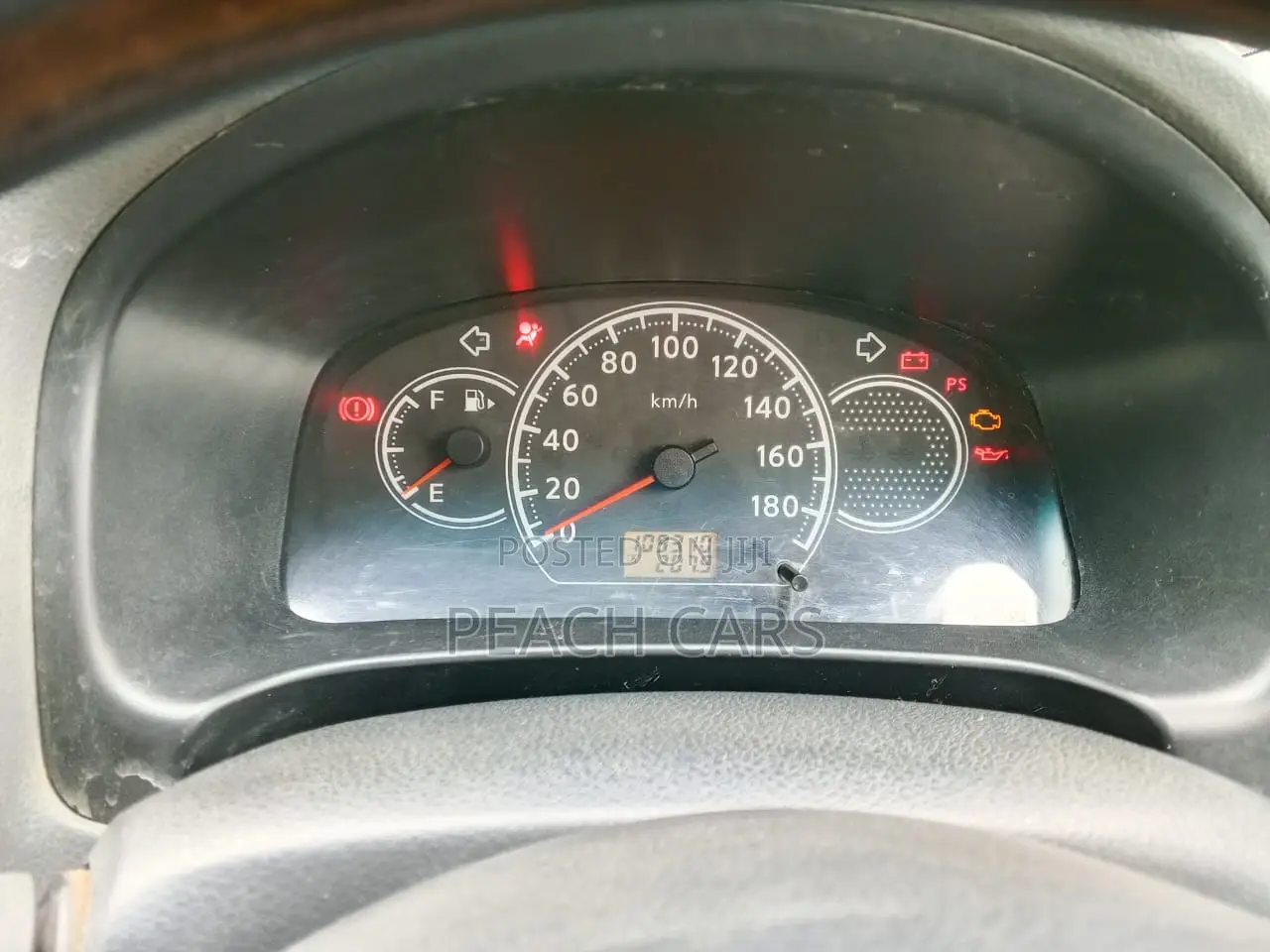 Nissan Advan 2013 Silver