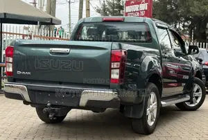 Isuzu D-MAX 2018 Green