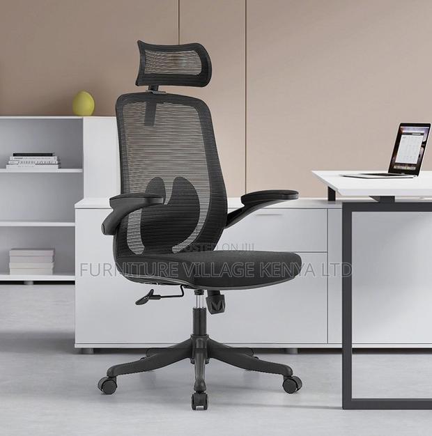 Black Mesh High Back Office Chair - thumbnail 2