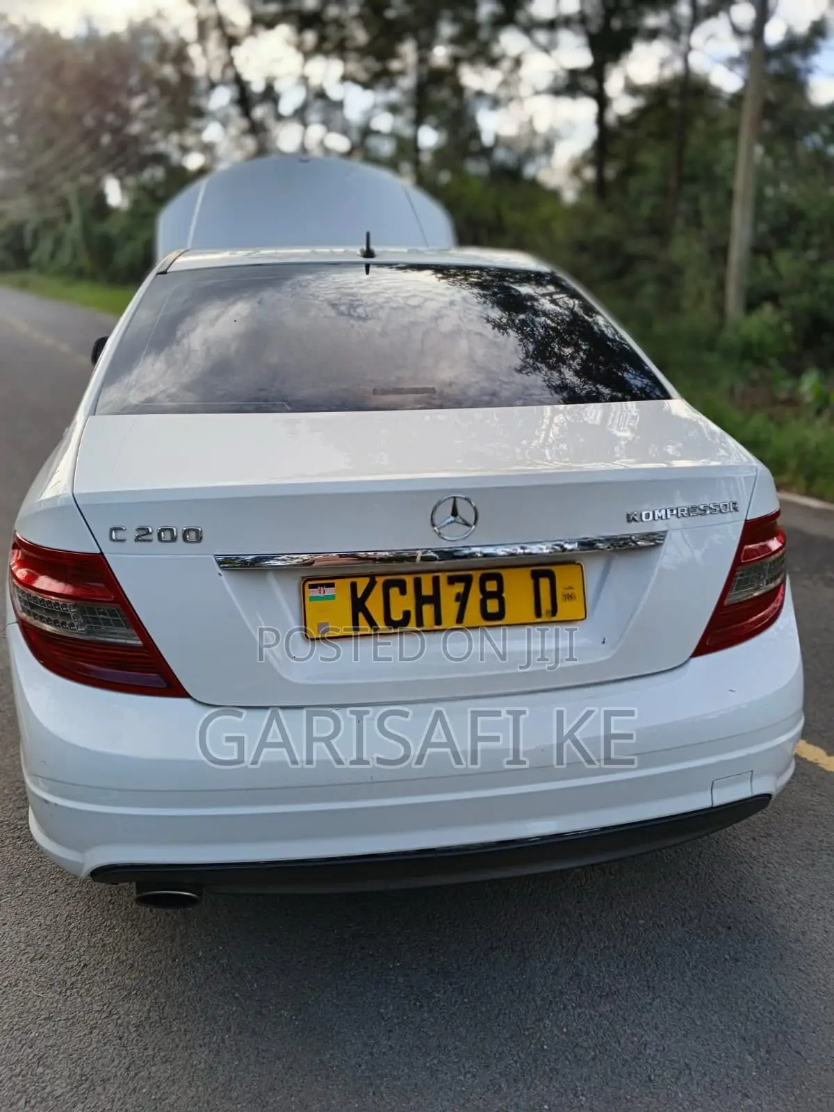 Mercedes-Benz C200 2010 White