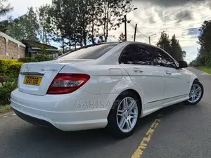 Mercedes-Benz C200 2010 White
