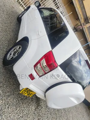Suzuki Escudo 2008 White