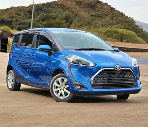 Toyota Sienta 2019 Blue