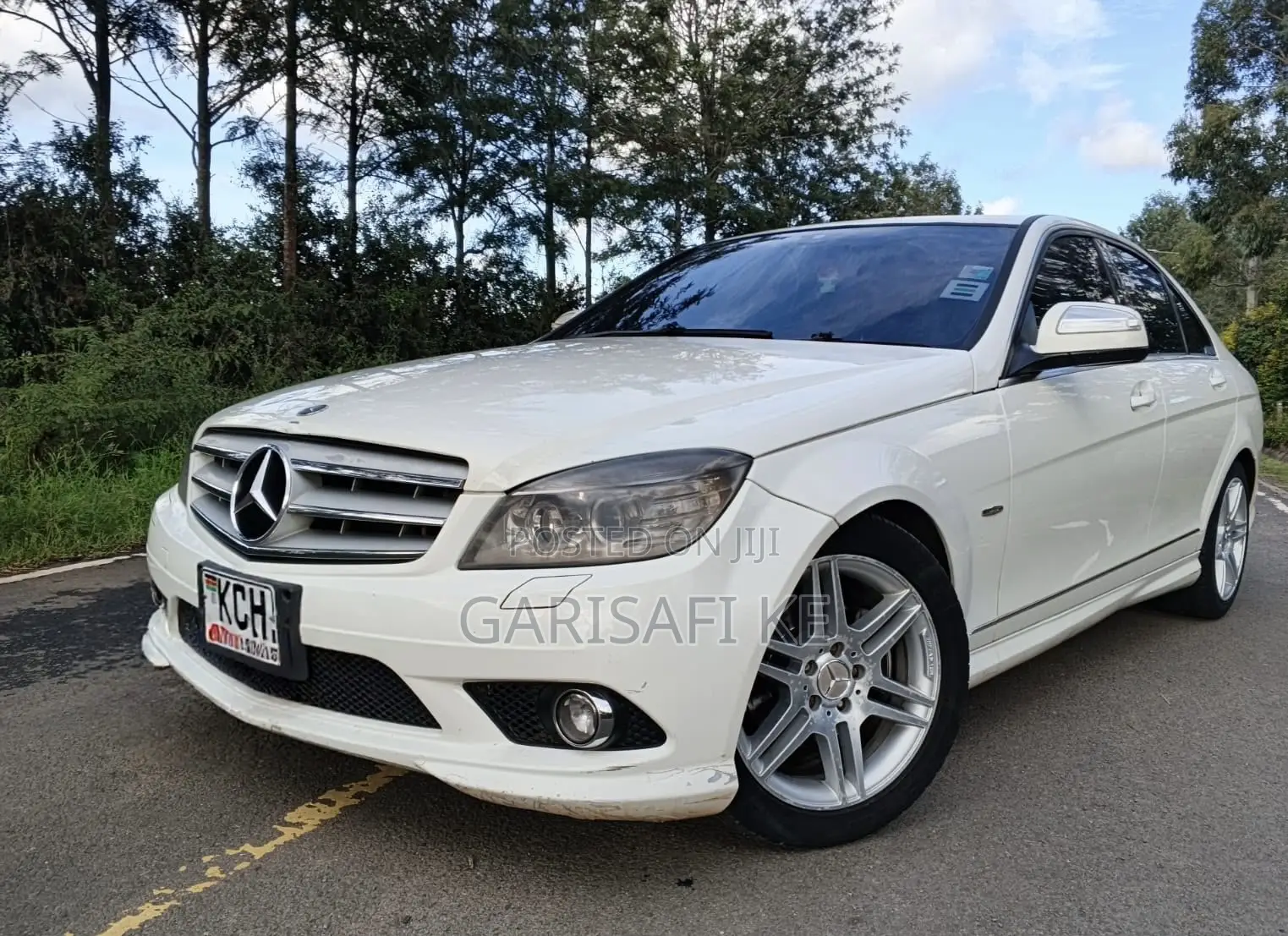 Mercedes-Benz C200 2010 White