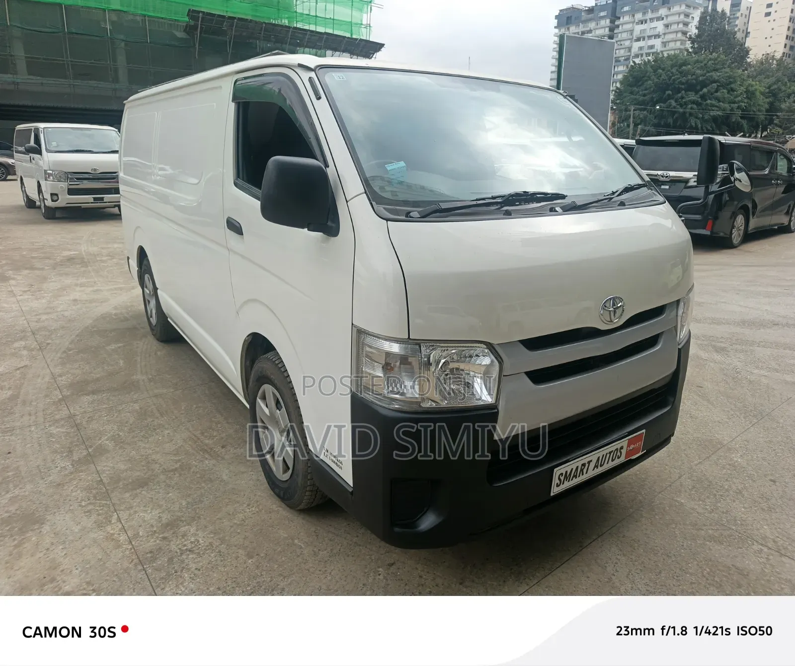 Toyota HiAce 2019 White