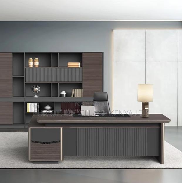 1800mm Large Surface Executive Desk - thumbnail 2