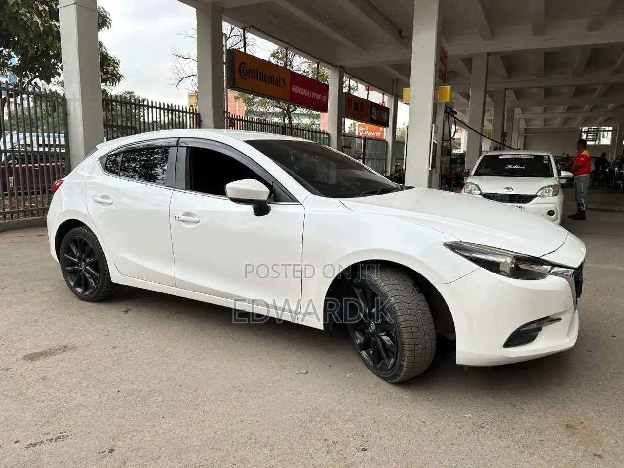 Mazda Axela 2017 Pearl