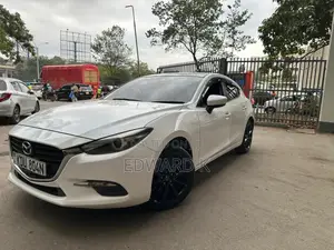 Mazda Axela 2017 Pearl