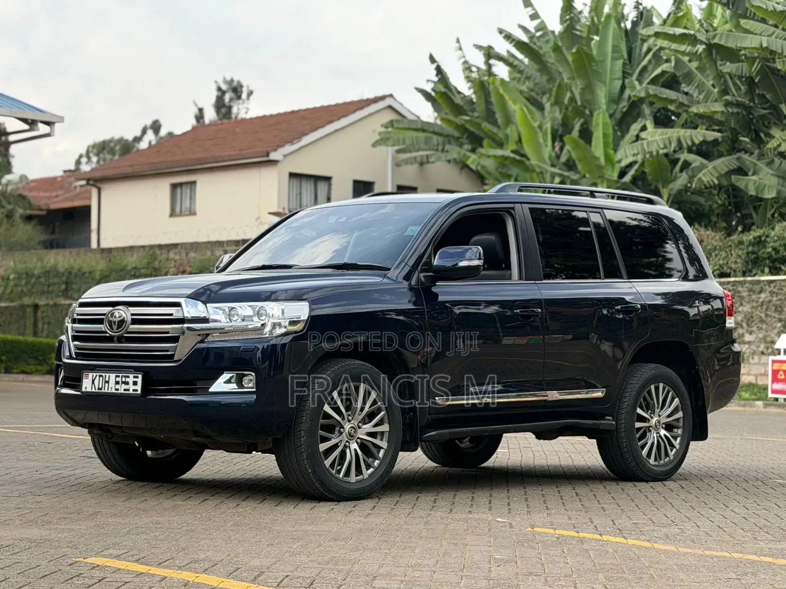 Toyota Land Cruiser 2016 Blue