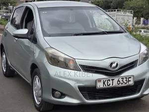 Toyota Vitz 2011 Green