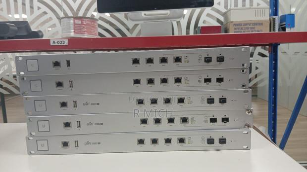 Ubiquiti Unifi Security Gateway Pro (Usg-Pro-4) - thumbnail 2
