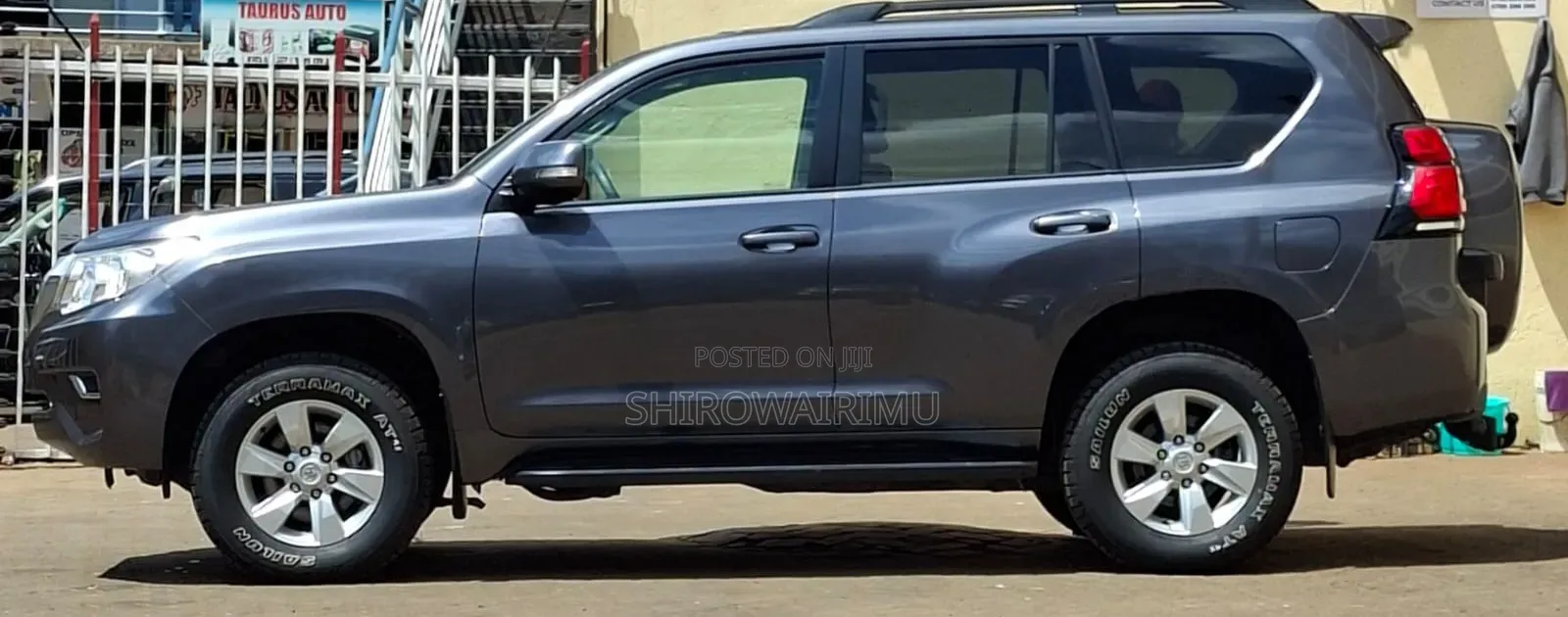 Toyota Land Cruiser Prado 2018 Silver