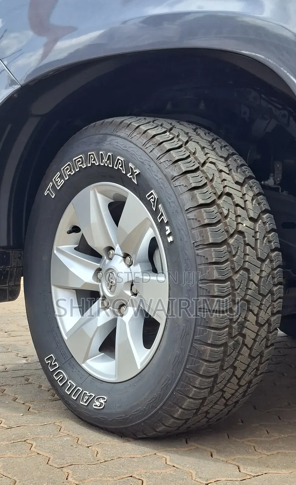 Toyota Land Cruiser Prado 2018 Silver