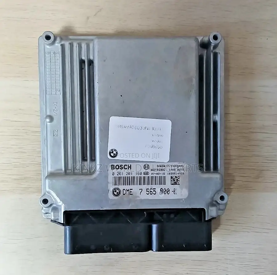 BMW E87 E90 120i 320i N46 Ecu Engine Control Unit Dme