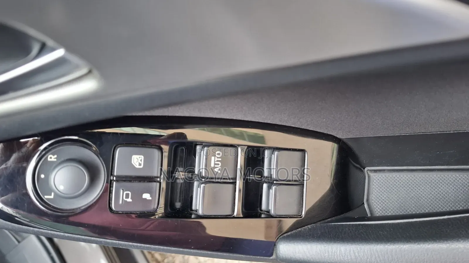 Mazda Axela 2019 Gray