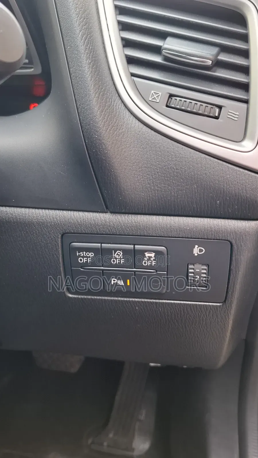Mazda Axela 2019 Gray