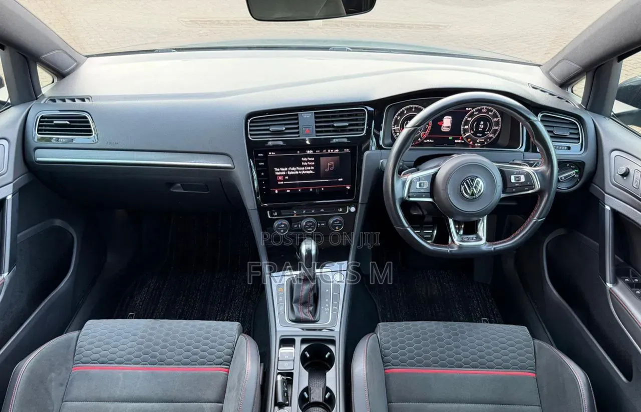 Volkswagen Golf 2019 Blue