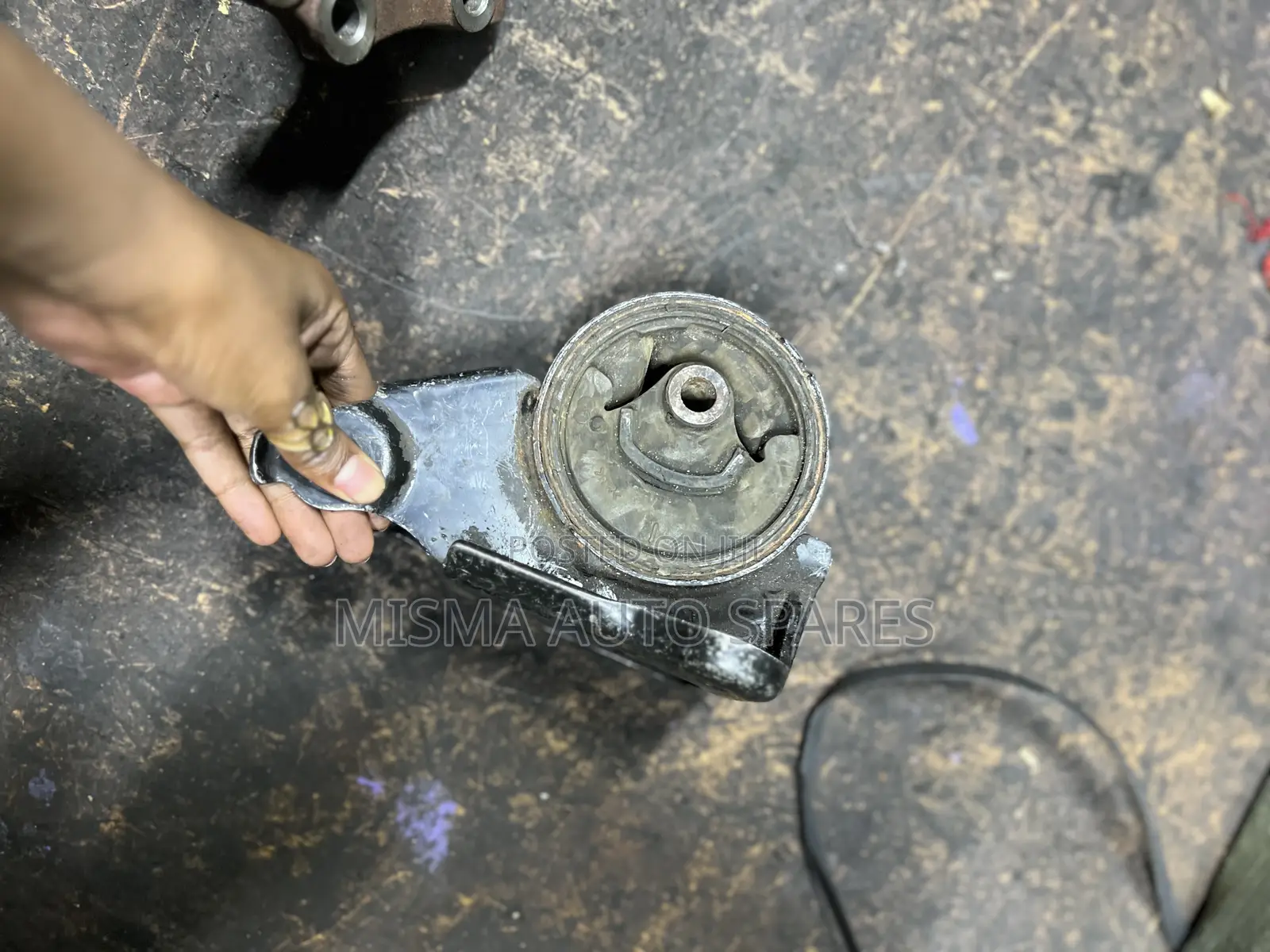 Gear Mounting Nissan Extrail T30