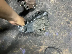 Gear Mounting Nissan Extrail T30