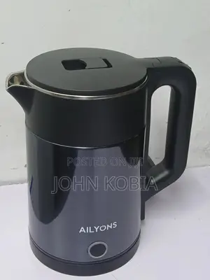 Electric Kettle – Sleek Black With One-Touch Operation