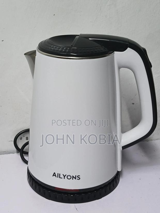 White 1.8l Electric Kettle – Stainless Steel Interior