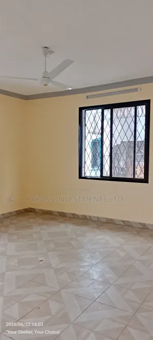 2bdrm Block of Flats in Red Star, Majengo for rent