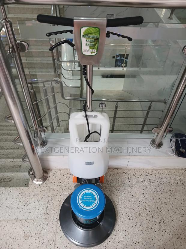 Lenhard Floor Scrubber