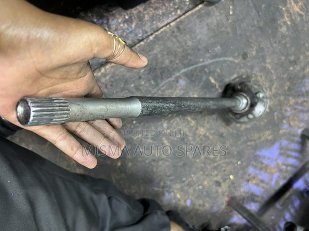 Rear Axle Toyota Ist - thumbnail 4