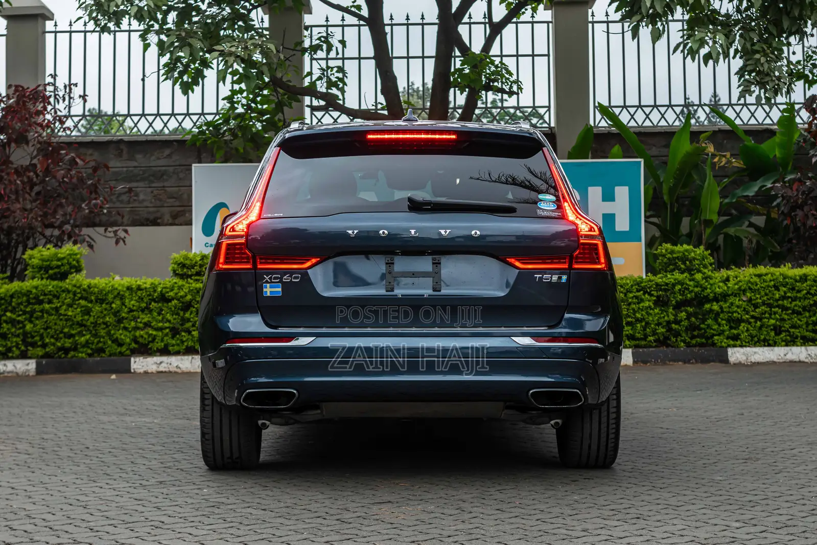 Volvo XC60 2019 Blue