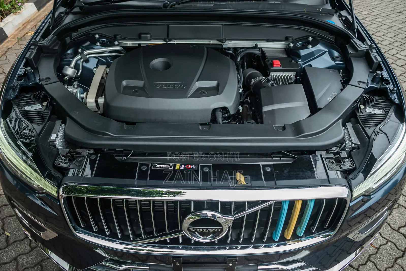 Volvo XC60 2019 Blue