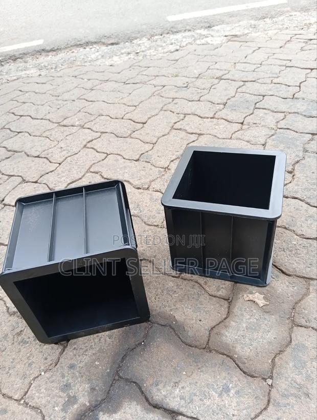 Plastic Concrete Sample Casting Boxes - thumbnail 2