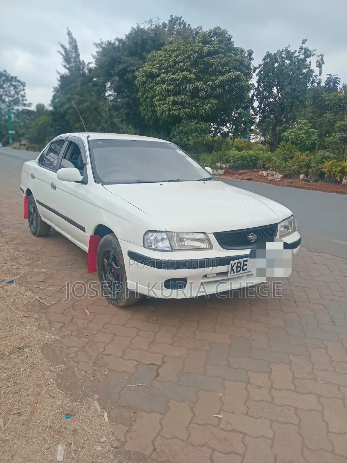 Nissan Sunny 2003 White