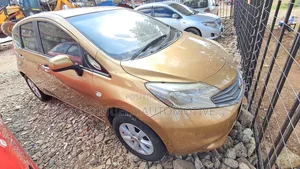 Nissan Note 2013 Gold
