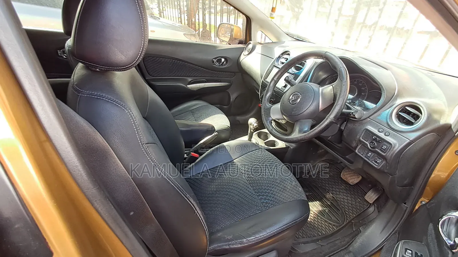 Nissan Note 2013 Gold