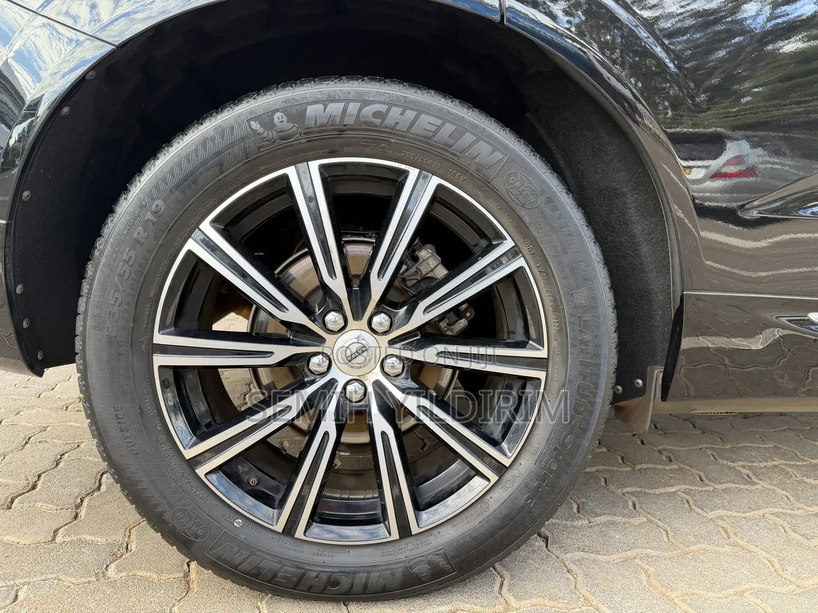 Volvo XC60 T5 Inscription AWD 2017 Black