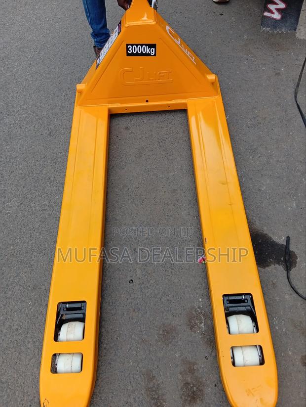 Yellow Pallet Truck for Sale