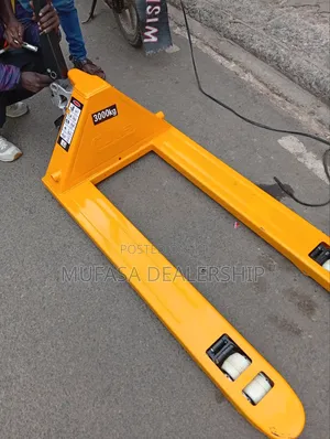 Yellow Pallet Truck for Sale