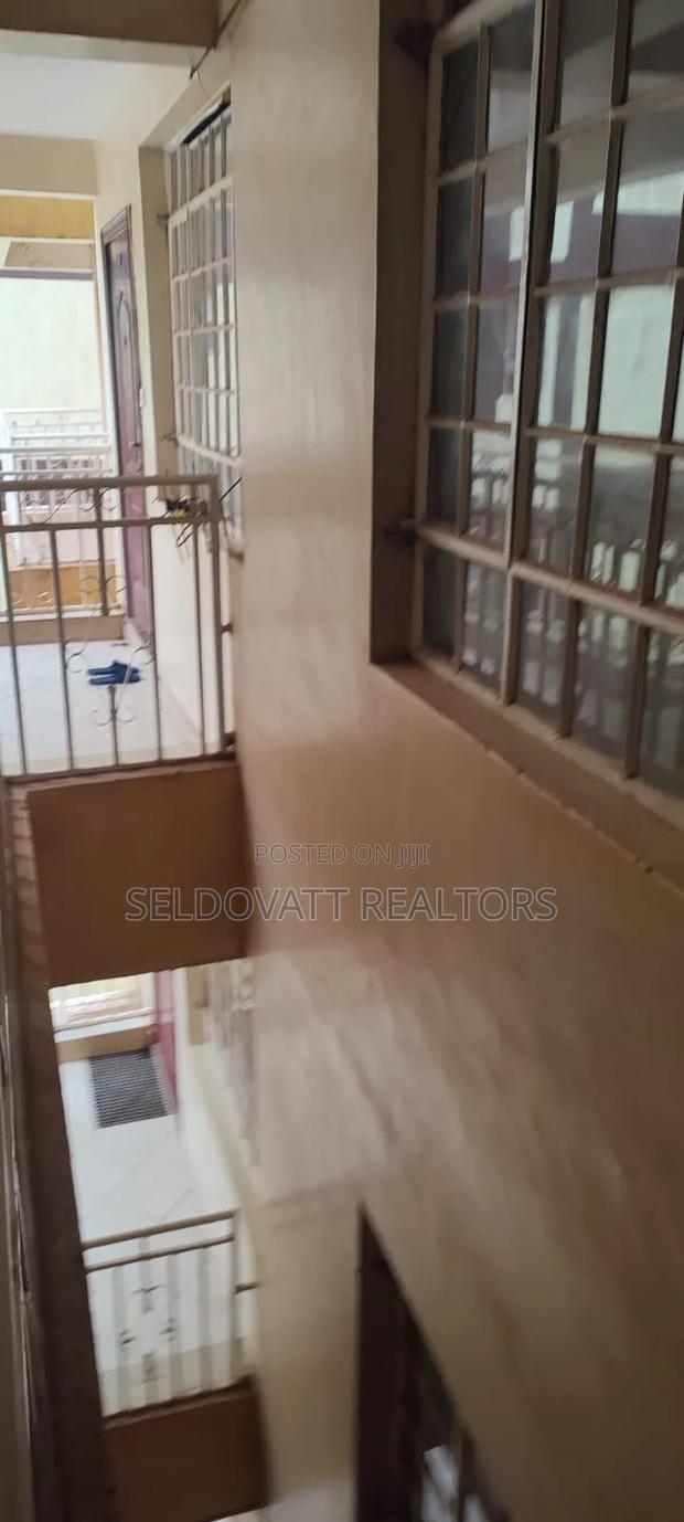 Furnished 2bdrm Apartment in Mountain View for rent - thumbnail 5