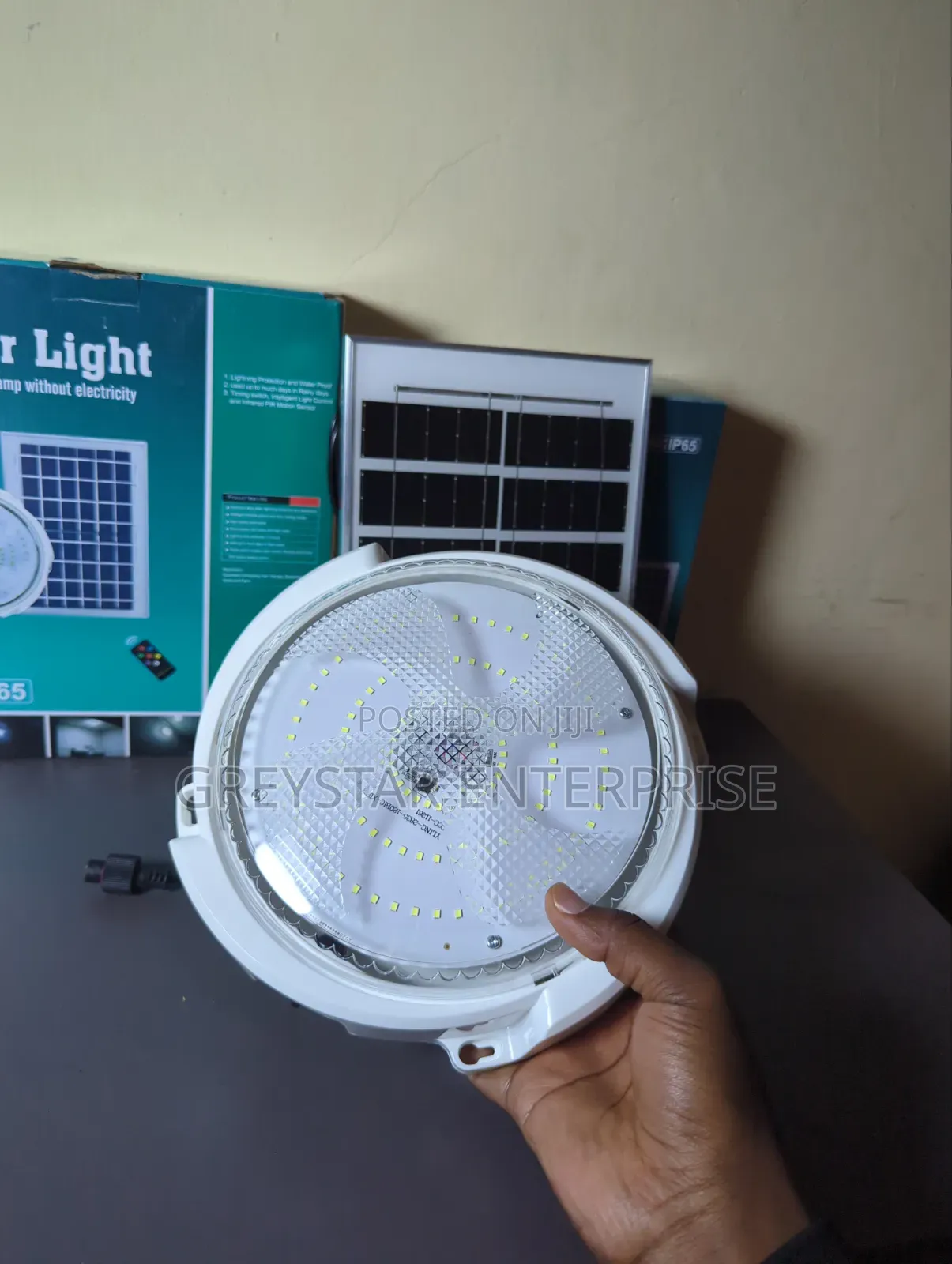 100w Ultra Bright Indoor Solar Lights Automatic Security Lights