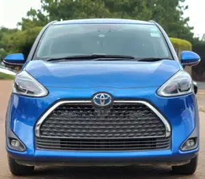 Toyota Sienta 2019 Blue