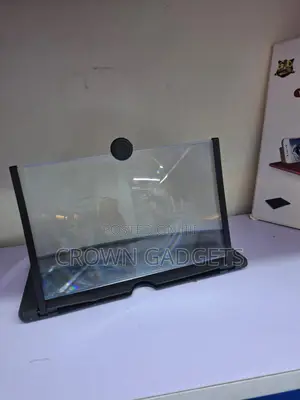 Foldable Mobile Video Amplifier With Fresnel Lens Stand