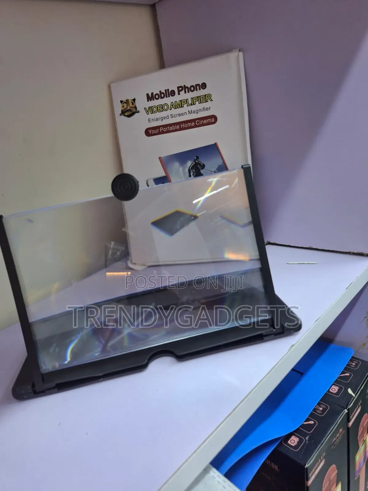 Phone Screen Enlarger With Adjustable Viewing Angle