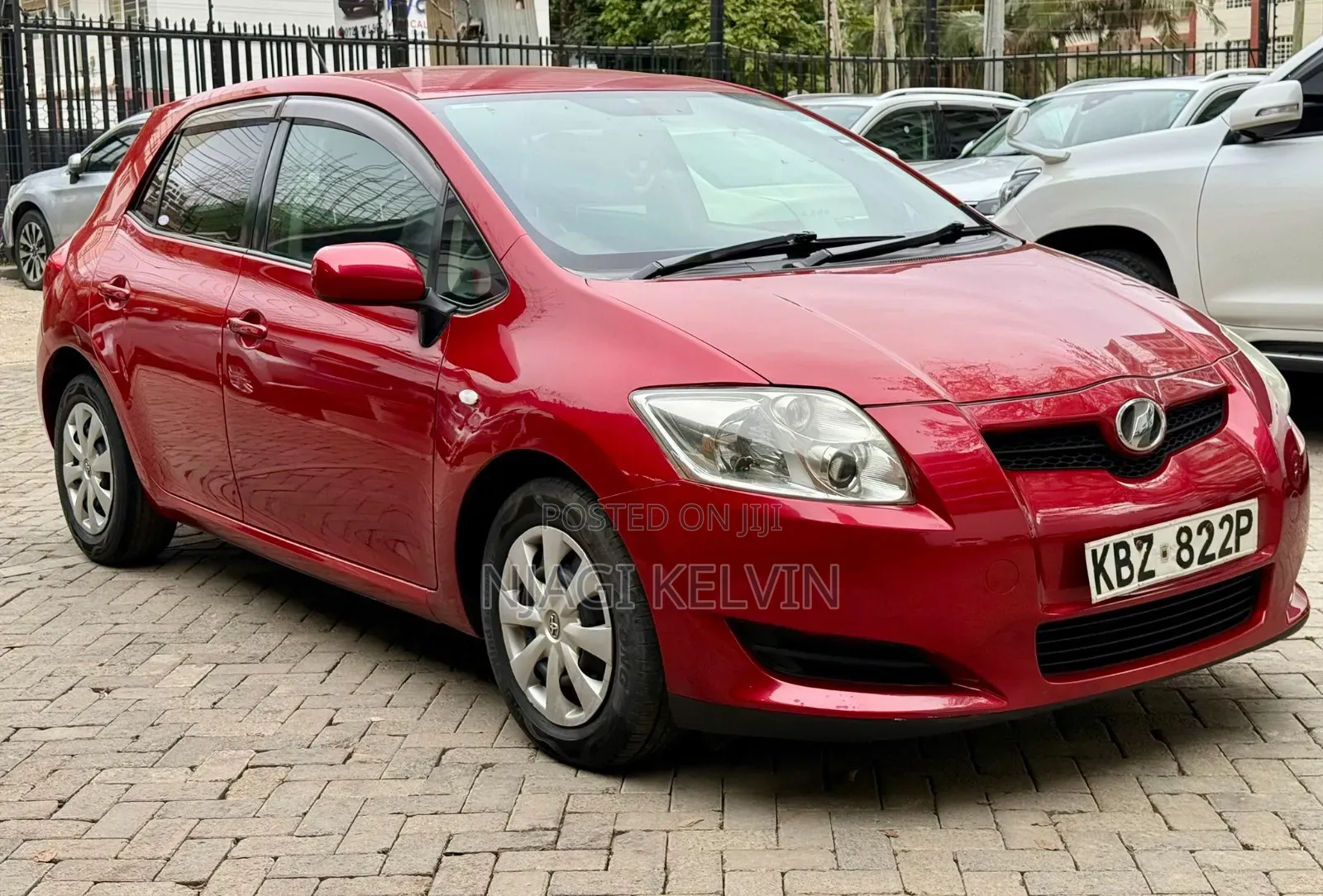 Toyota Auris 2007 Red