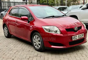 Toyota Auris 2007 Red